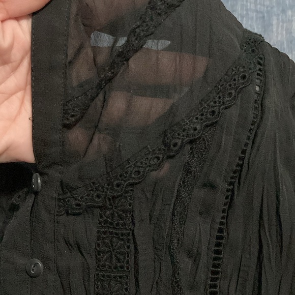 Black sheer and lacy top set - Picture 9 of 11